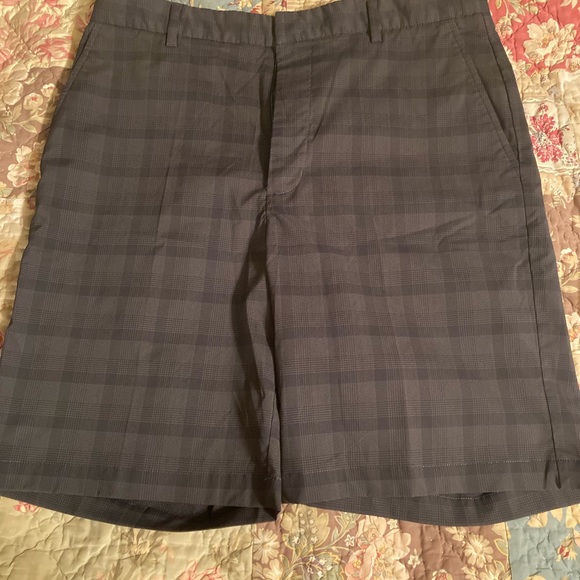 Mens Walter Hagen Golf Shorts Size 34 inseam 9” - Picture 2 of 3